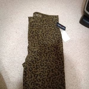 Pants with animal print